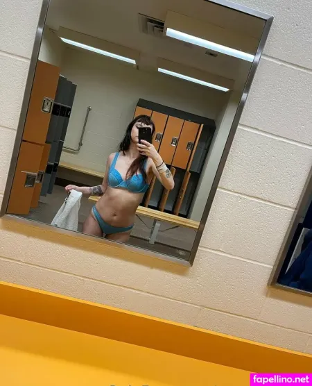 Anna Luvs21 OnlyFans Thumbnail #bFeXtGaAJm