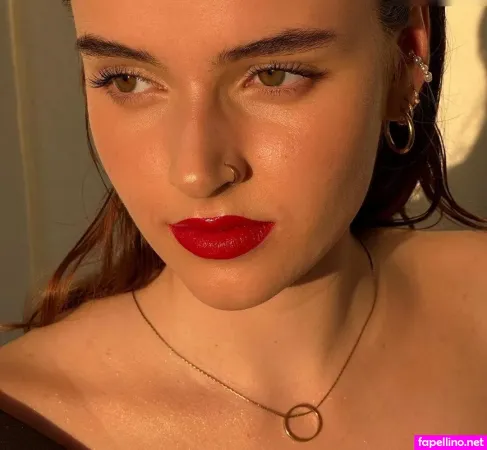 Anna Maria Annvmariv Annvble OnlyFans Thumbnail #HvyDHryHVV