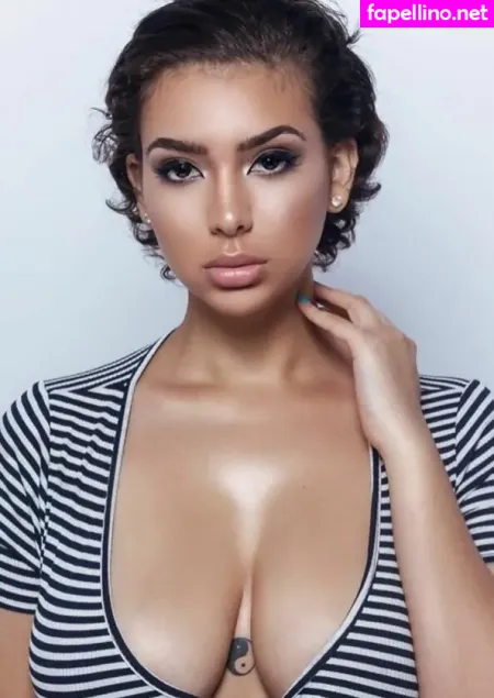 Anna Marie Sarai OnlyFans Thumbnail #erR0Ox7sQM