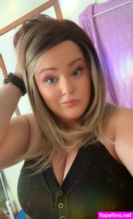 Anna Marie3 Main Profile Photo