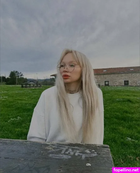 Anna Mariie OnlyFans Thumbnail #xUHiAdMSf0