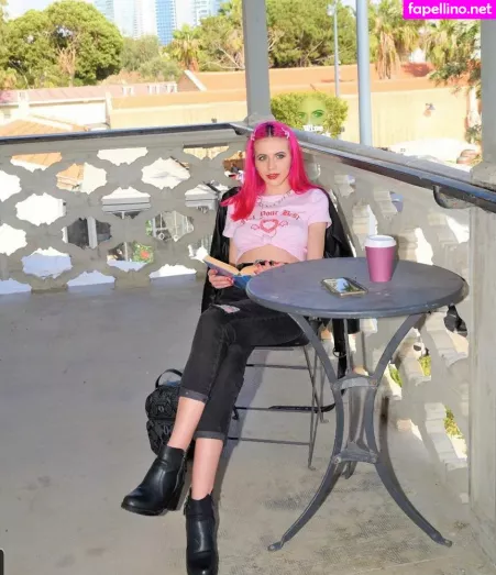 Anna Masarski OnlyFans Thumbnail #YM9fnNKrFA