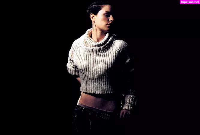 Anna Paquin OnlyFans Thumbnail #3Hvqs7hCWd