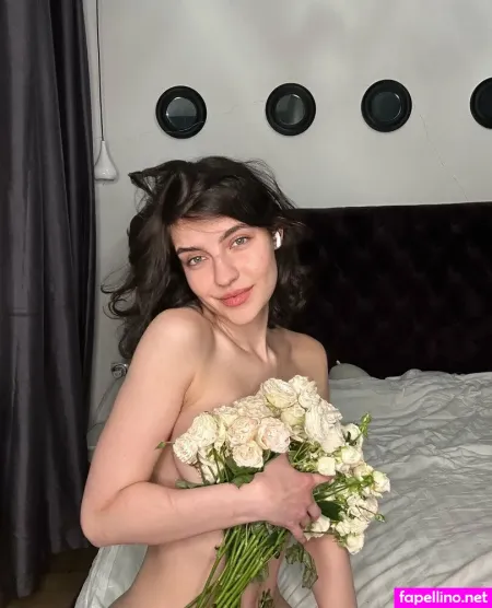 Anna Phoenix OnlyFans Thumbnail #NXRkUlOraN