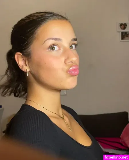 Anna Pinna OnlyFans Thumbnail #11YLuQt0C9