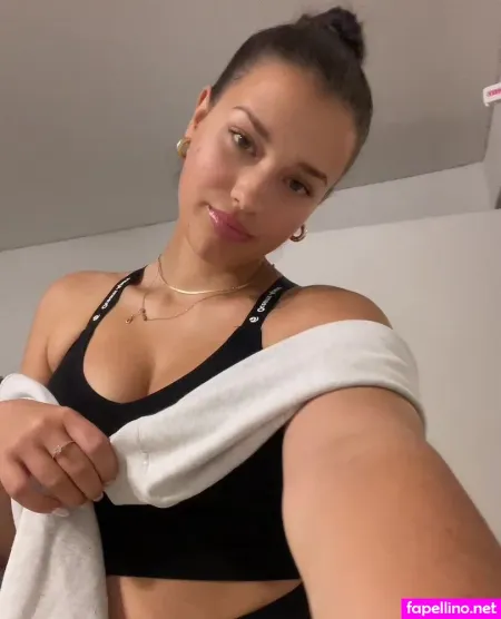 Anna Pinna OnlyFans Thumbnail #2BJrFY11f8