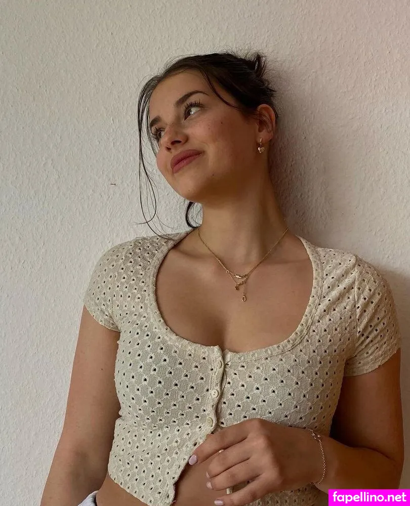 anna_.pinna Nude Leaked OnlyFans Photo #IkQ6g8msQ2