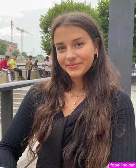 Anna Pinna OnlyFans Thumbnail #R0iHdTvOWJ