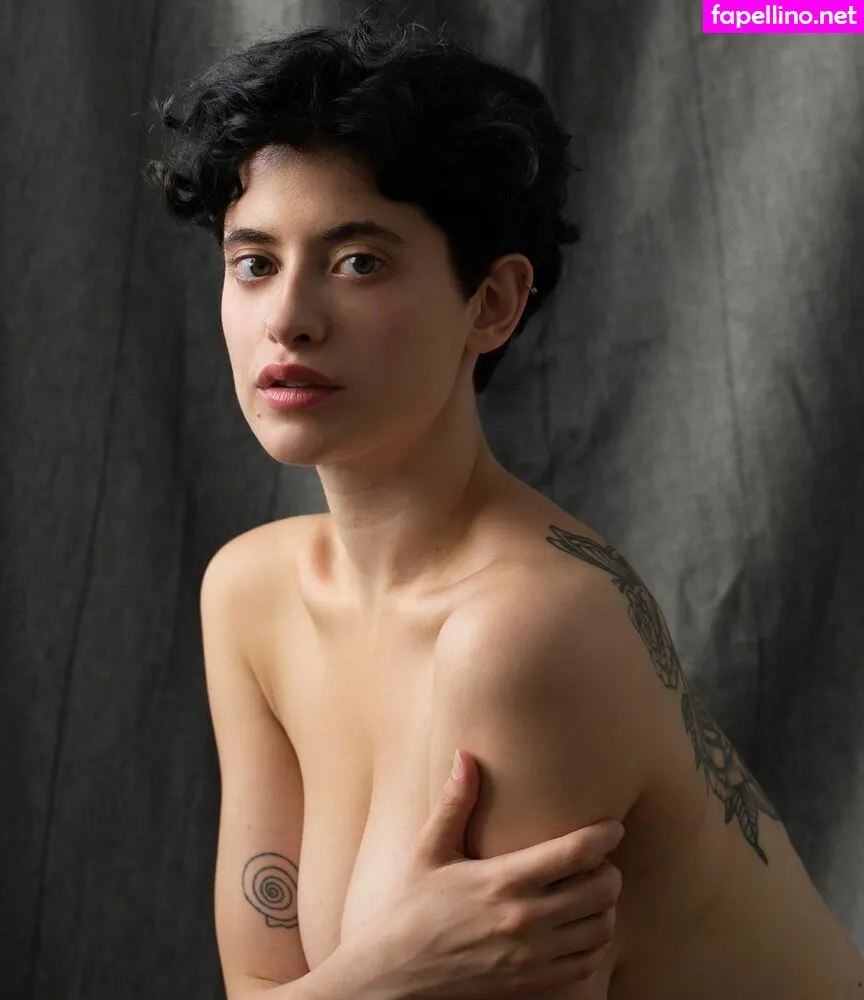 annaschmidti, annina_pittureri Nude Leaked OnlyFans Photo #0hkQ3VdHR3