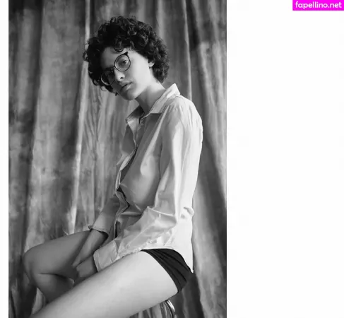 Anna Pittureri OnlyFans Thumbnail #5KQehYdntv