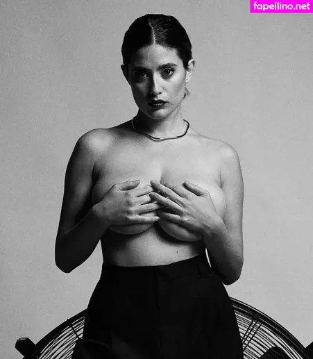 Anna Pittureri OnlyFans Thumbnail #JE7AlaoyIw