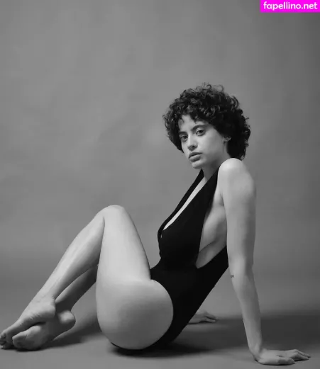 Anna Pittureri OnlyFans Thumbnail #lNMa8HcSsm