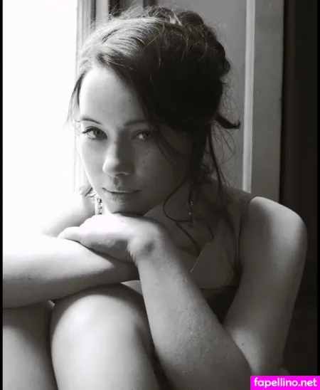 Anna Popplewell OnlyFans Thumbnail #yyZ4Fbdi2M