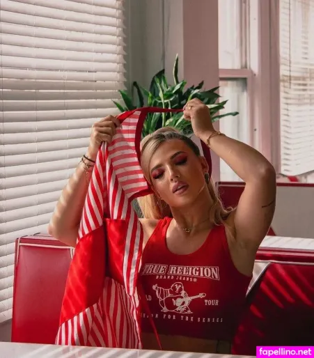 Anna Porkov OnlyFans Thumbnail #5vH7IyE02V