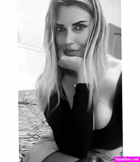 Anna Riano OnlyFans Thumbnail #BnPytYeqMD