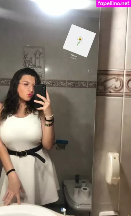 Anna Romero OnlyFans Thumbnail #URw9yrXodX