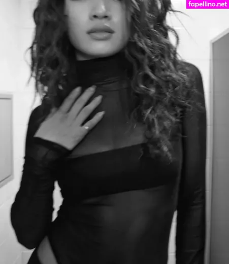 Anna Sawai OnlyFans Thumbnail #fAMVd0EU61