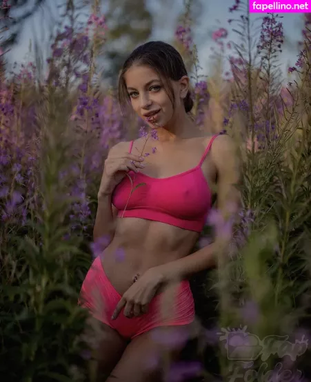 Anna Sazonova OnlyFans Thumbnail #VdXvVvtSn6