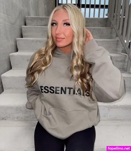 Anna Schmid OnlyFans Thumbnail #7L9il7xFyU