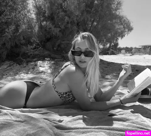 Anna Seidel OnlyFans Thumbnail #rBw1NhsyED