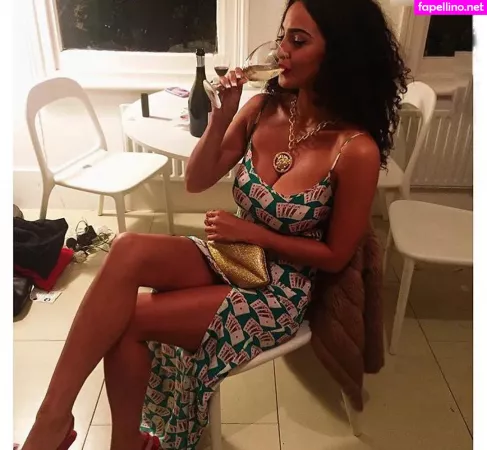 Anna Shaffer OnlyFans Thumbnail #OnoT6vNnro