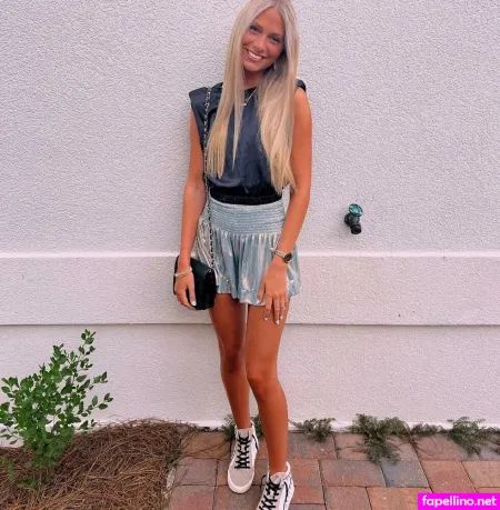 Anna Sikes OnlyFans Thumbnail #t3MtCiACaH