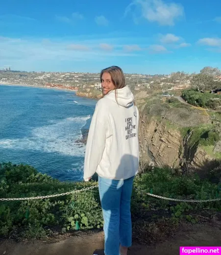 Anna Smrek OnlyFans Thumbnail #0mbbVKBeHY