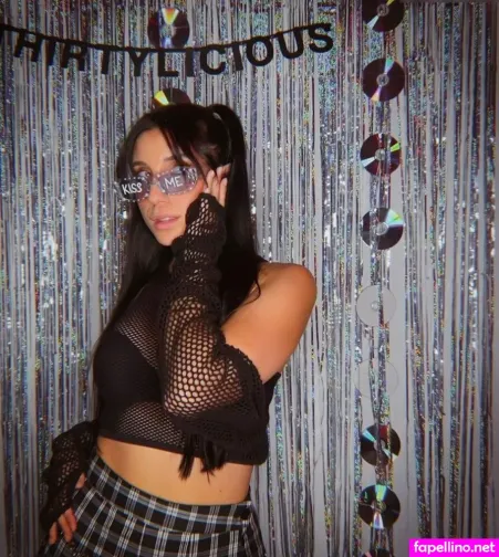 Anna Sophie OnlyFans Thumbnail #YKHAvxP3vo