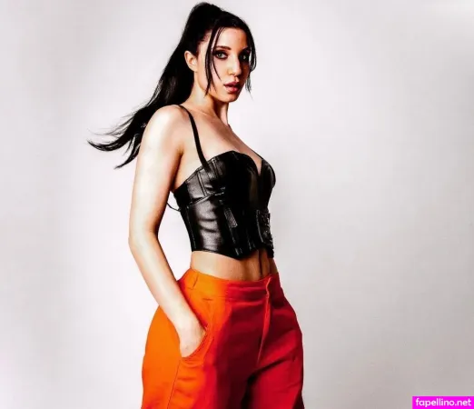 Anna Sophie OnlyFans Thumbnail #s8tR0JweYD