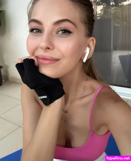 Anna Ssugarkiss OnlyFans Thumbnail #iKgODZVq12