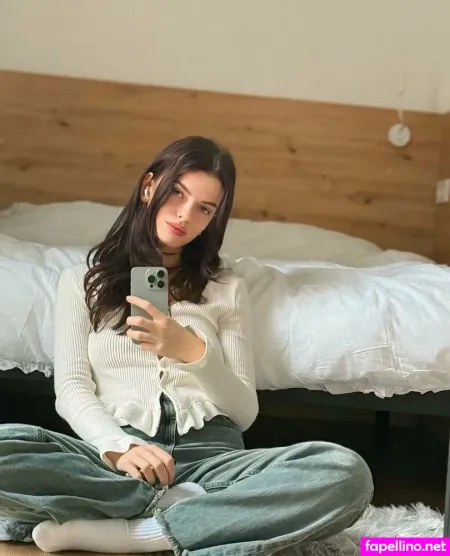 Anna Starlet OnlyFans Thumbnail #5GsqzPP0Do