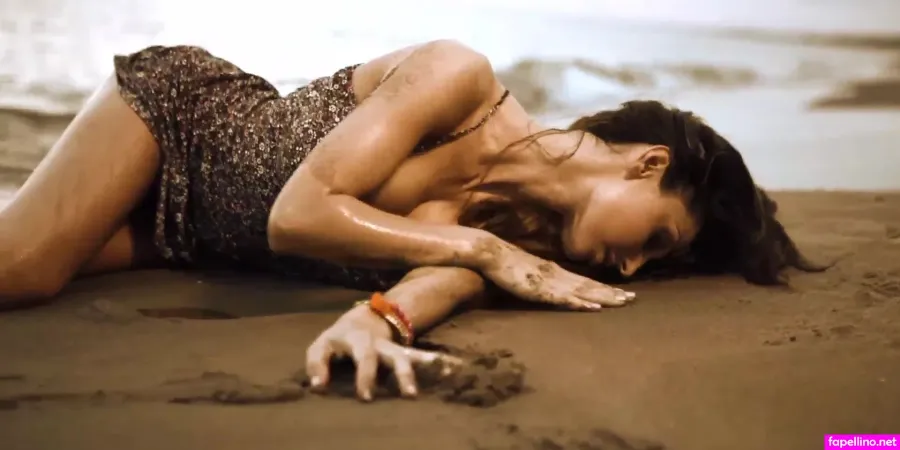 Anna Tatangelo OnlyFans Thumbnail #dagnH4Zvce