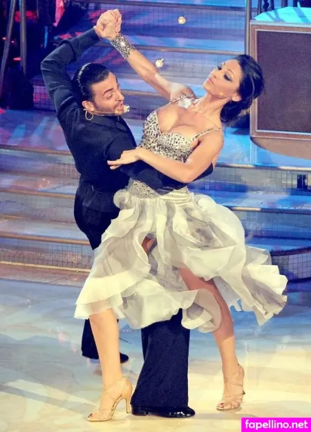 Anna Tatangelo OnlyFans Thumbnail #ldpaYWHBh5