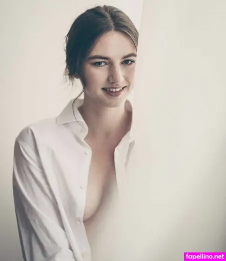 Anna Tauber OnlyFans Thumbnail #EPHxTgjGKV