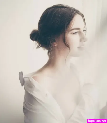 Anna Tauber OnlyFans Thumbnail #RbAt1PPtTY