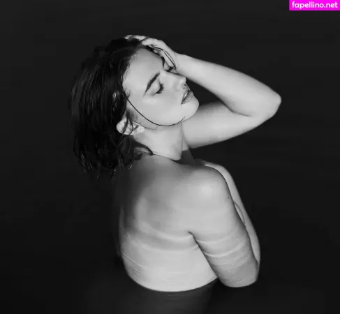 Anna Tauber OnlyFans Thumbnail #azqcAKIx3Y