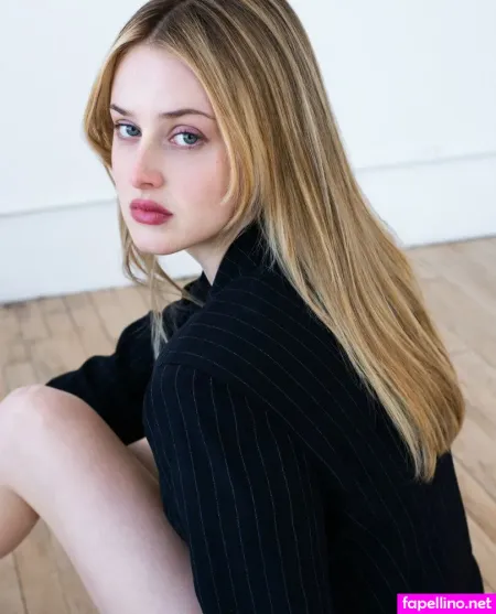 Anna Van Patten OnlyFans Thumbnail #5eU5ftAVQ2