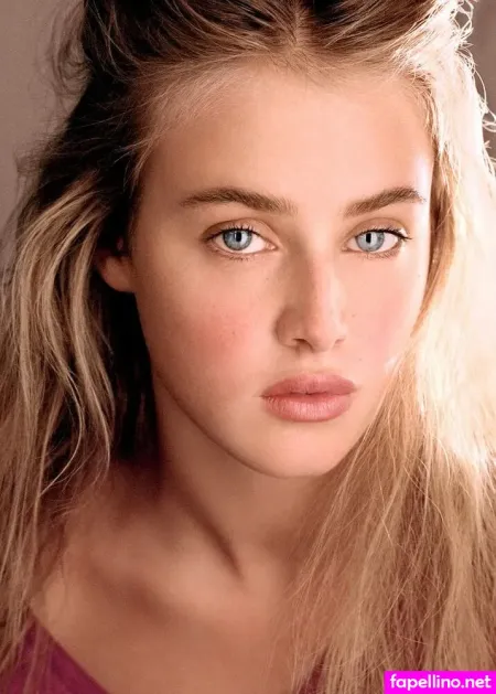 Anna Van Patten OnlyFans Thumbnail #C1pyD7KhZx