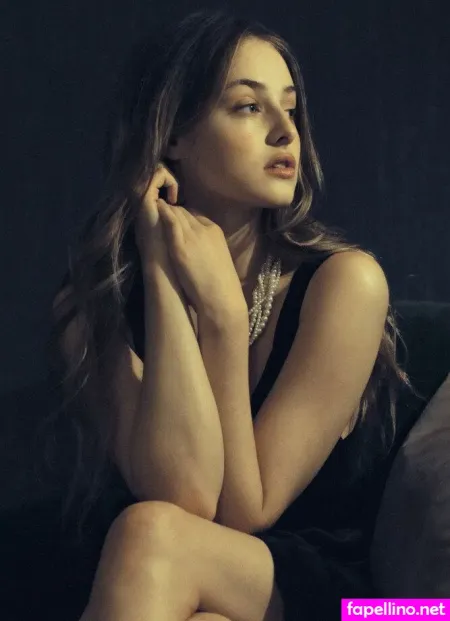 Anna Van Patten OnlyFans Thumbnail #ojruTHetHz