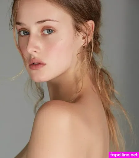 Anna Van Patten OnlyFans Thumbnail #t4pvOY9xW2