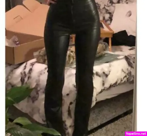 Anna Veronika OnlyFans Thumbnail #jYnrnd2ReK