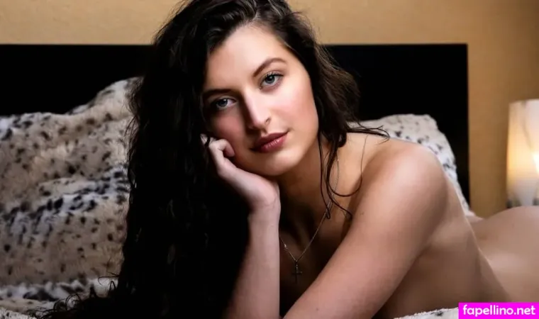 Anna Victoria Binnebssel OnlyFans Thumbnail #QLmsaq0byJ