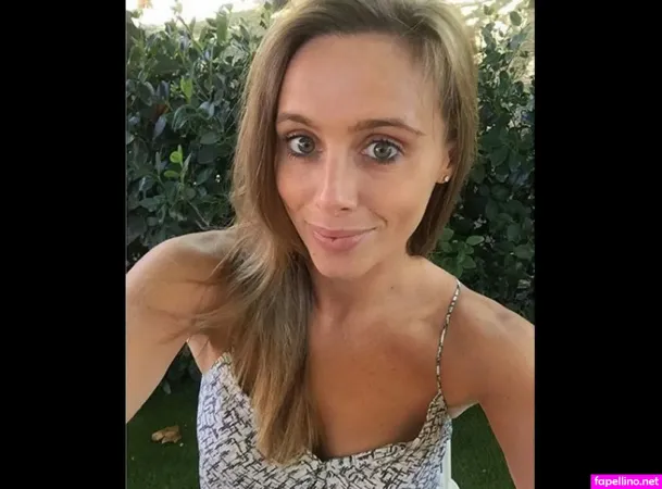 Anna Woolhouse OnlyFans Thumbnail #Il91bKVWoB