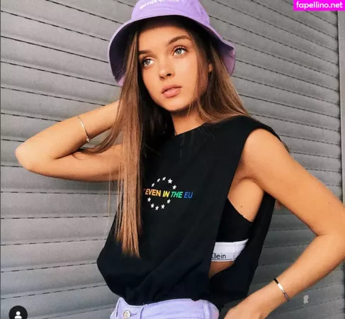 Anna Zak OnlyFans Thumbnail #BECDhpkbhJ