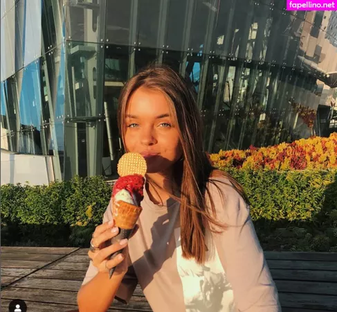 Anna Zak OnlyFans Thumbnail #Ye52L15Ai4