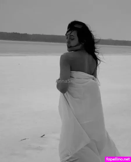 Anna472475731 OnlyFans Thumbnail #oJamCa4eRP