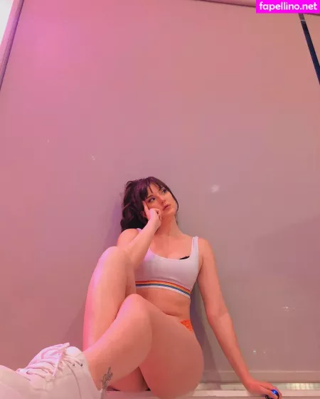 Annabananas OnlyFans Thumbnail #pb0QM4AkFu