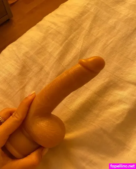 Annabanksss OnlyFans Thumbnail #8fnq5Tt1xg