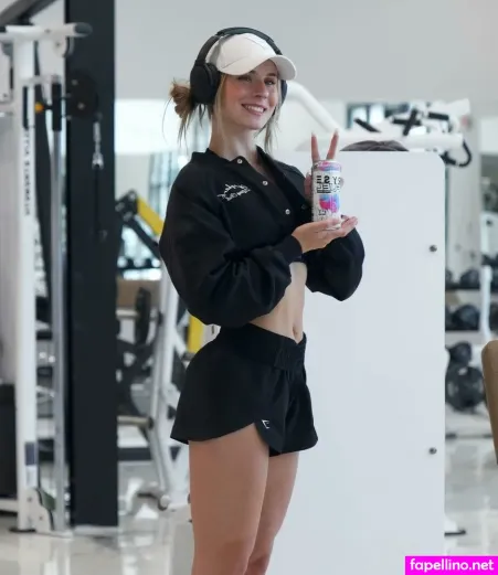 Annabel Lucinda OnlyFans Thumbnail #UjFYp24Op7
