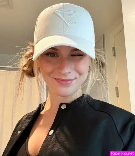 Annabel Lucinda OnlyFans Thumbnail #hZU4532MTV